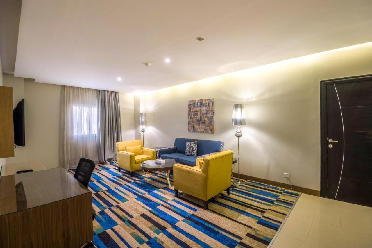 Ewaa Express Hotel - Al Olaya Riyadh Luaran gambar